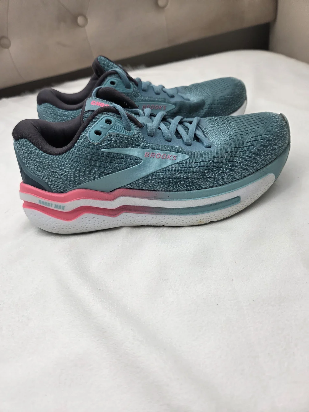 Brooks ghost max